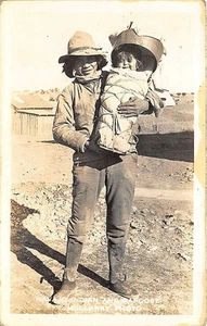 Navajo Indianer Und Papoose Echt Foto RPPC Postkarte - Picture 1 of 2