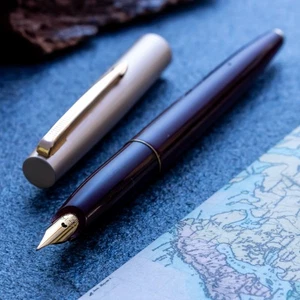 VINTAGE 1950's CREST Burgundy Celluloid Metal Cap 14K Semi Flex Nib Fountain Pen - Picture 1 of 6