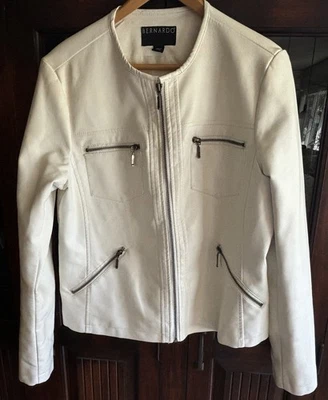 Chaqueta Bernardo para mujer blanca de imitación de cuero talla grande usada en excelente estado Foto 1 de 4
