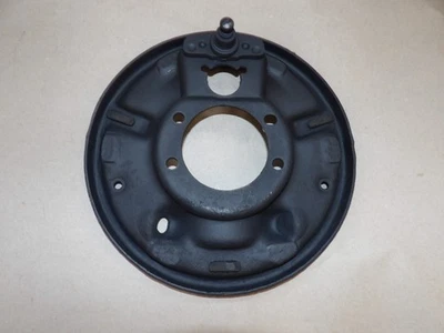 Placa de respaldo de freno de tambor trasero lateral izquierdo conductor Chrysler 8-1/4" Jeep Cherokee XJ Foto 1 de 2