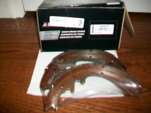 NOS Ford Rear Brake Lining & Shoe Set AXS151--Dennis Carpenter 151-2201-A - Picture 1 of 5
