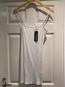 Boohoo White Spaghetti Strap Bodycon Dress – Minimalist Style - Picture 1 of 8