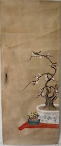 Fine scroll painting depicting Bird and Ikebana arrangement 19th  century NN59