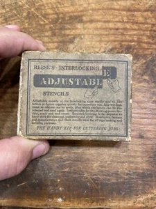 De colección, plantillas entrelazadas de Reese (kit de letras) - Imagen 1 de 7
