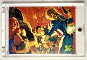 2013 Mars Attacks! Invasion Card 27 OPERATION EARTH. - Picture 1 of 3