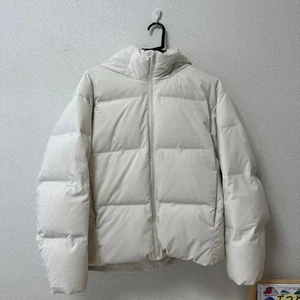 Uniqlo Seamless Down Parka White Used, Slight Stains - Picture 1 of 8