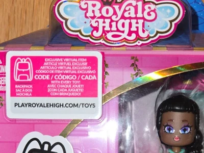 Mochila Roblox Royale High Surprise Locker Water Fairy Código Digital Virtual Foto 1 de 2