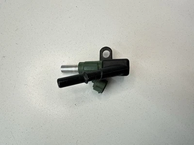 BOQUILLA DE INYECCIÓN DE COMBUSTIBLE OEM 13-17 KAWASAKI KX250F 49033-0560 Foto 1 de 4