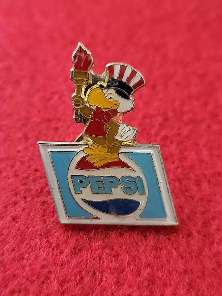 Pepsi Eagle Pin - Image 1 of 1