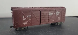BA09 HO Scale Train Car BOXCAR CB & Q 28541 KNUCKLERS COUPLER - Picture 1 of 1