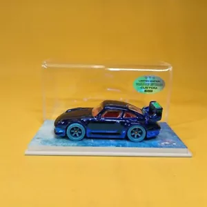 Hot Wheels PORSCHE 993 GT2 BLU CROMATO (WANGSTAR CUSTOM) PILOTI REALI - Foto 1 di 15