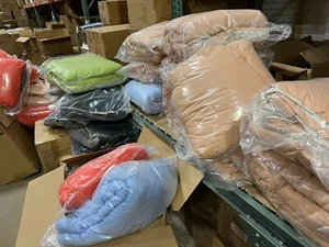 CLEARANCE-ONLY $10 IF PICK UP - Ultra Soft Full/Queen Comforters, multi-colors - Picture 1 of 2