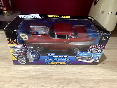 Muscle Machine 1/18 scale 57 chevy  - Image 1 of 4