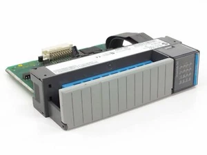 Allen Bradley 1746-OB16 Ser D SLC 500 Output Voltage Module 10-50 Volts DC - Picture 1 of 6