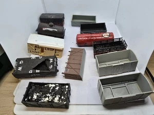 OO SCALE 12 ASSORTED WAGON BODY TOPS FOR SPARES REPAIR RESTORATION PROJECTS  - Picture 1 of 2
