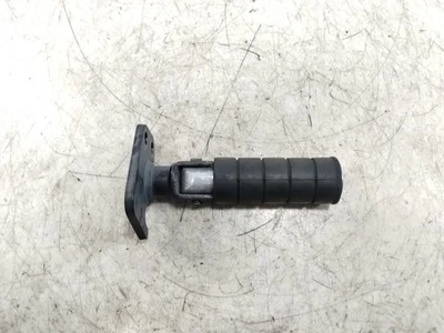 99-09 Yamaha V Star XVS1100 clásico reposapiés trasero derecho pasajero reposapiés y montaje Foto 1 de 4