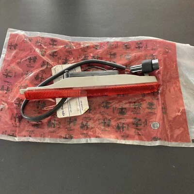 60568505 Alfa Romeo 164 US Model 1994-95 / Left Rear Side Red Turn Marker - Image 1 of 4