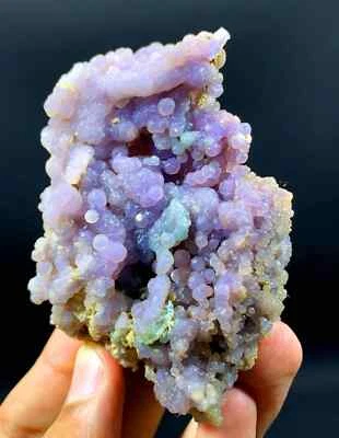 Bicolor Botryoidal Chalcedony Grape Agate Specimen From Indonesia 113 Gram - Image 1 of 4