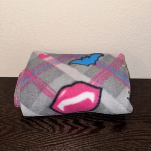 Monster High Draculaura Fleece Blanket - Picture 1 of 2