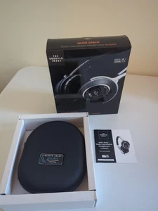 Nuevo en caja Auriculares compactos con cancelación de ruido de lugar silencioso con imagen más nítida con estuche de viaje - Imagen 1 de 10