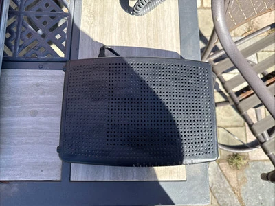 Arris Touchstone TM804G Telephone Cable Modem Docsis 3.0 4 x VoIP Ports Battery - Image 1 of 4