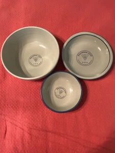 READ: 3-Red Wing Stoneware Pottery Commemorative Bowls X-Mas 2007, 2008 & 2009 - Picture 1 of 15