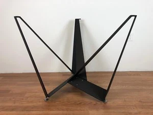 Metal Table Base Legs triangle style Matte Black round dining table - Picture 1 of 7