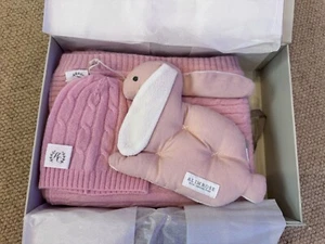 Heirloom Cashmere Australia Pink Gift set - Picture 1 of 3