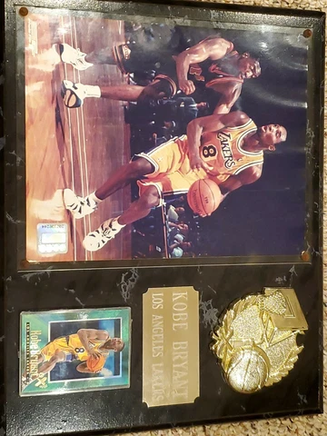 Kobe bryant plaque with Ex 2000 Rookie Card Cover