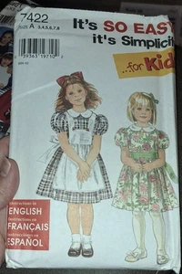 Simplicity Sewing Pattern 7422 Girls Dress & Apron Size 3-8 Cut-altogether - Picture 1 of 2