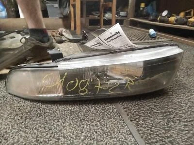 Conjunto de faros derecho OEM LADO PASAJERO MITSUBISHI GALANT 02 03 Foto 1 de 4