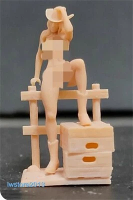 1/87 Naked Cowgirl Scene Props Miniatures Figures Model For Cars Vehicles Toys - Image 1 of 4