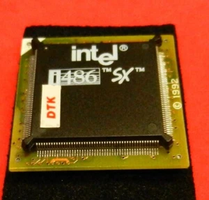 Intel i486 SX Mikroprozessor (25 MHz Version) - Bild 1 von 4