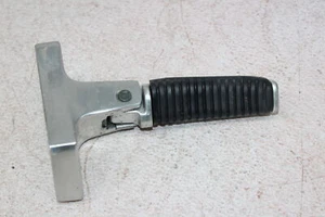 2007 SUZUKI BOULEVARD C90T RIGHT FOOT REST PEG STEP - Picture 1 of 4