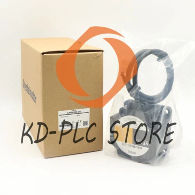 1Pcs New VEXTA AXUM590-GU AXUM590GU Motor - Image 1 of 4