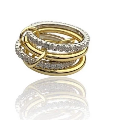 Anillos apilables mezclados de oro/plata entrelazados para mujer Foto 1 de 4