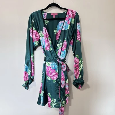 Bata corta Betsy Johnson talla M/L ponk verde satinado encaje bolsillo trasero con lazo Foto 1 de 4