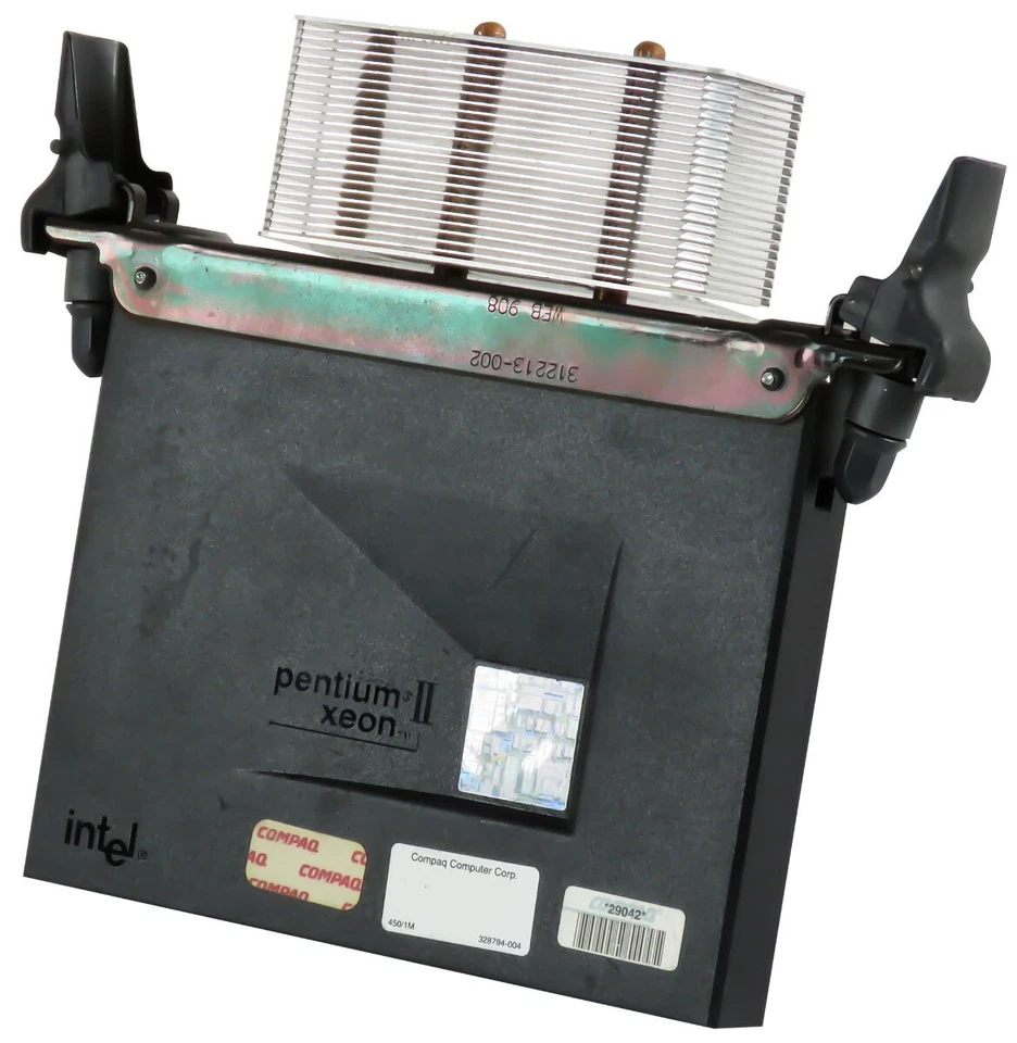 Intel Pentium II 328597-003 Xeon 450MHz - Image 1 of 2