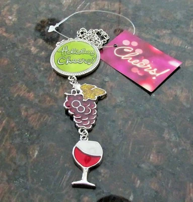 ¡Dije de botella cuadrado de San Nicolás!  ADORNO COLGANTE Nuevo con Etiquetas Foto 1 de 4