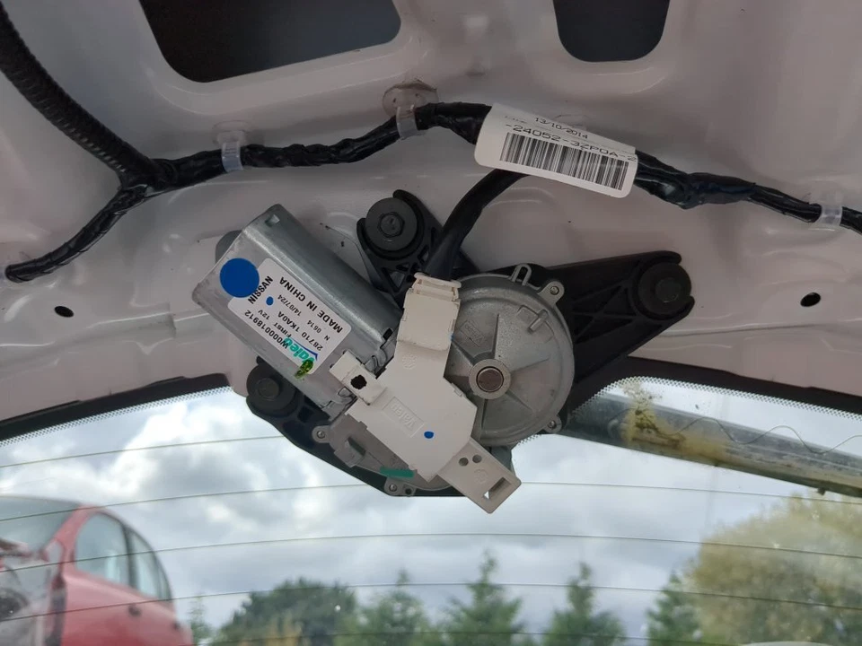 NISSAN PULSAR 2014-2024 REAR WIPER MOTOR  - Image 1 of 1