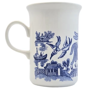 Blue Willow Churchill Ceramic Made in England 10 oz Tea Cup Coffee Mug - Picture 1 of 6