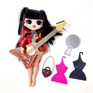 MGA Entertainment L.O.L. Muñeca Sorpresa OMG Serie 4 Spicy Babe - Imagen 1 de 7