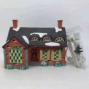 DEPT 56 Stonehurst House 5140-3 Snow Village Christmas Lighted House Vintage 1988 - Bild 1 von 24