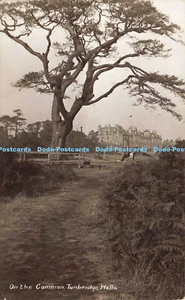 R215873 Auf der Common Tunbridge Wells Cousins Camden Road 1913 RP - Bild 1 von 4