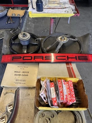 Lente reflectora central genuina Porsche 911 letra negra Foto 1 de 3