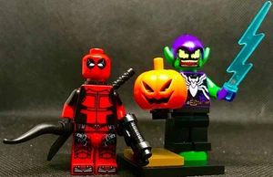 DEADPOOL MARVEL MOC LIMITED EDITION © + THE JOKER BATMAN ENEMY DARK PURPLE MOC - Bild 1 von 9
