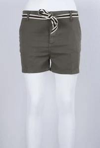 MARKUP DONNA SHORT CHINO IN COTONE STRETCH CON CINTA A NASTRO VERDE E SABBIA - Foto 1 di 11