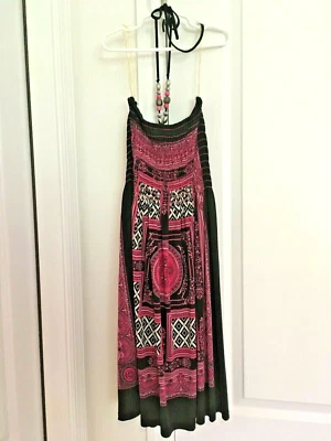 Vestido de señora pequeño Christina Love sin tirantes halter corbata ajustada negro rosa blanco Foto 1 de 4