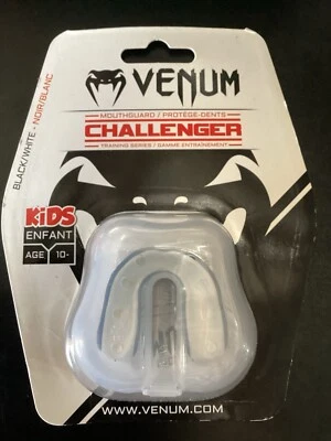Protector bucal Venum Challenger para niños, 10 años (negro/blanco - negro/blanco. Nuevo Foto 1 de 2