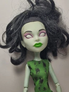 Mattel Monster High Student Disembody Council Scarah Screams Doll b16 - Picture 1 of 4